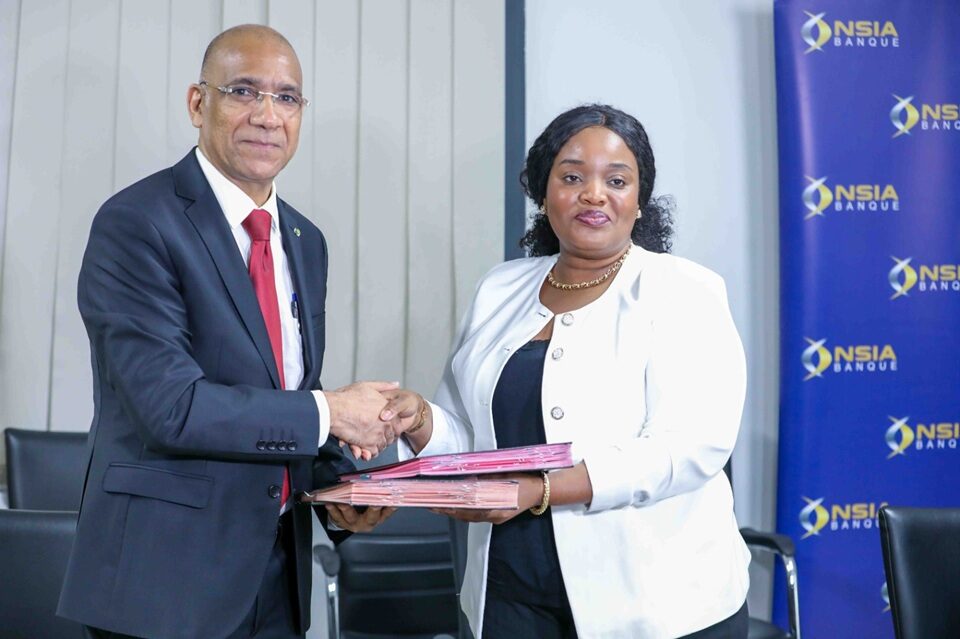 Le-FIRCA-et-NSIA-Banque-Cote-dIvoire-formalisent-leur-partenariat-Abidjan-le-12-novembre-2025