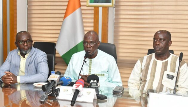 cote-d-ivoire-lorganisation-interprofessionnelle-agricole-oia-cafe-cacao-fa_ndgtn655tlb